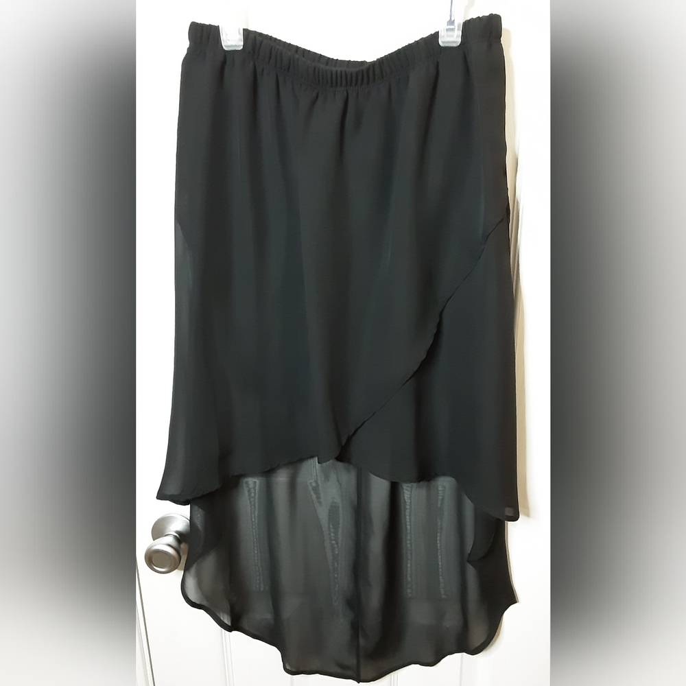 NWT Bella D Black Chiffon Sheer Hi-lo hem Mini Skirt- Sz. Medium